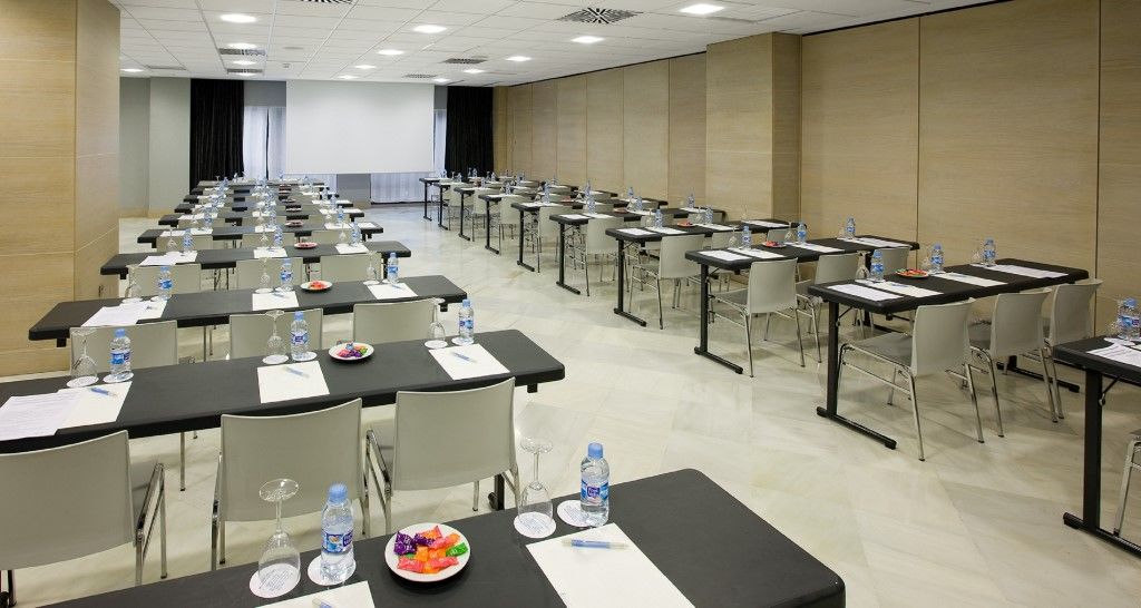 Sercotel Amistad Hotel 4*